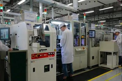 华为:松山湖工厂每条生产线每天可生产2400部手机